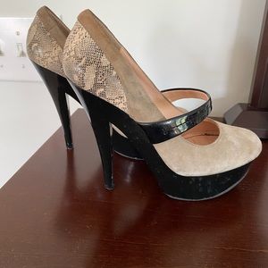 Jessica Simpson snakeskin and suede heels
